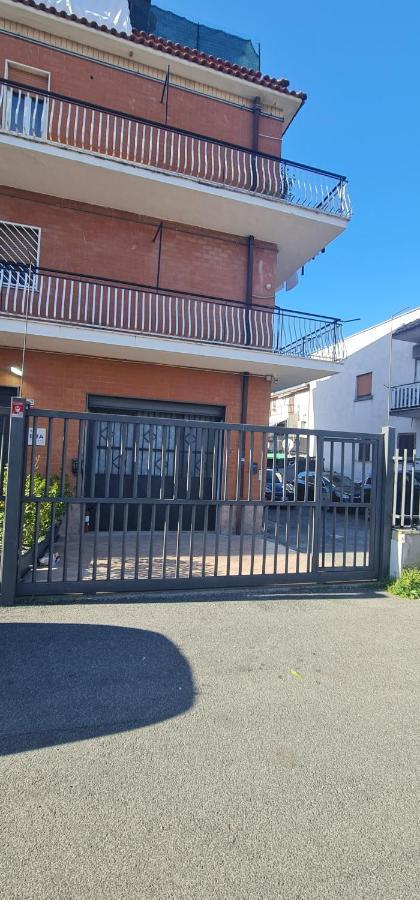 Mini Appartamento A Roma Rome Exterior photo